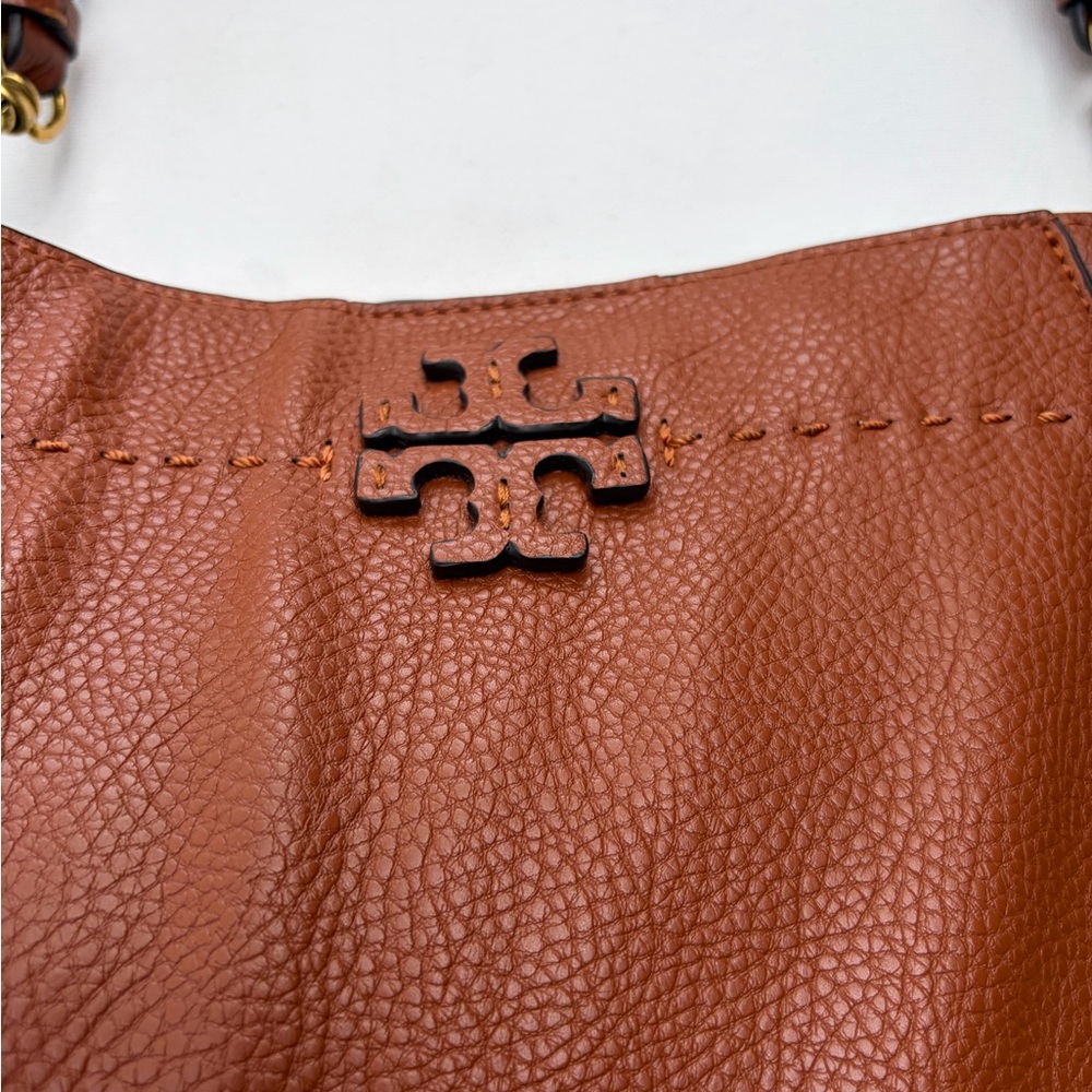 Tory Burch McGraw Bucket Bag - Picture 6 of 7